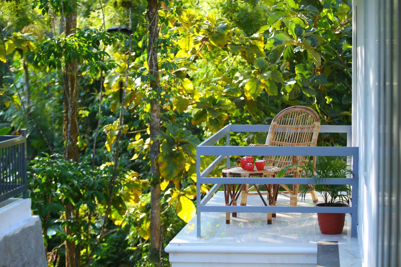 Bamboo Creak Hotel Thekkady Exterior foto